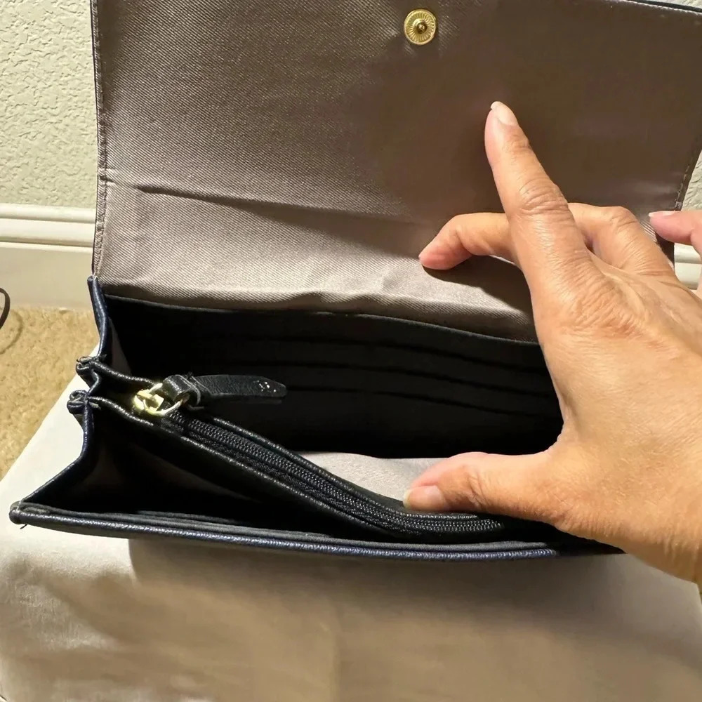Tutilo three section clutch/wallet- two-toned - black and navy. - Picture 3 of 9